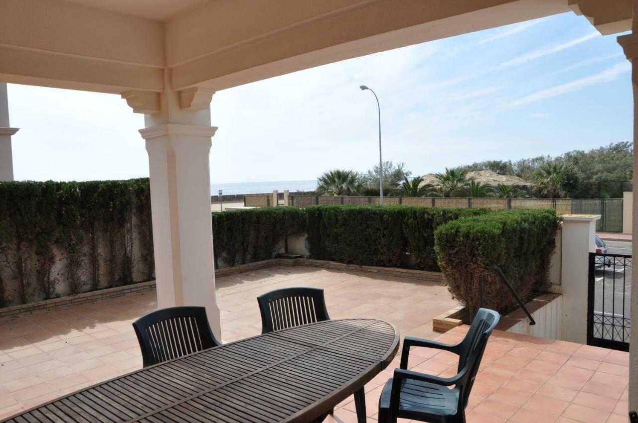 Villa Canela With Heated Pool, Piscina Climatizada Isla Canela Bagian luar foto